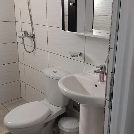 Casa de hóspedes Arjan Dyli