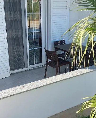 Arjan Dyli Guest house
