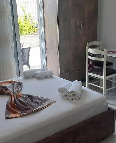 Guest house Arjan Dyli