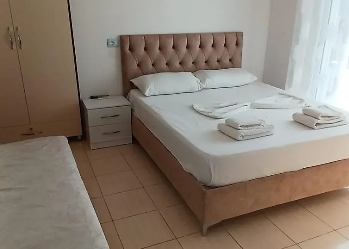 Arjan Dyli Guest house