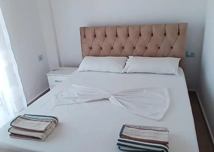 Arjan Dyli Guest house 3*