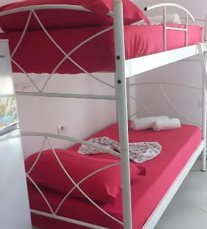 Arjan Dyli Guest house *