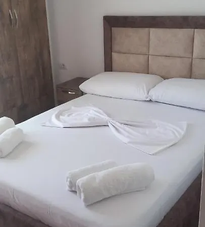 Arjan Dyli Guest house 3*