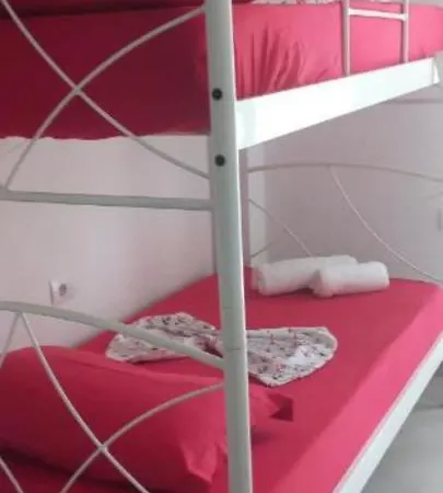 Arjan Dyli Guest house
