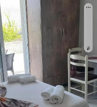 Arjan Dyli Guest house 3*