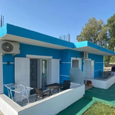 Arjan Dyli Guest house *